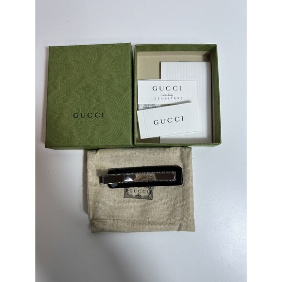 100% Authentic Gucci X Adidas Hair Clip in Black With Crystals main image 3